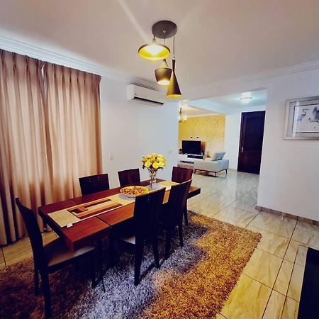 Bertha'S Court D-Plus Apartments Dzorwulu المظهر الخارجي الصورة