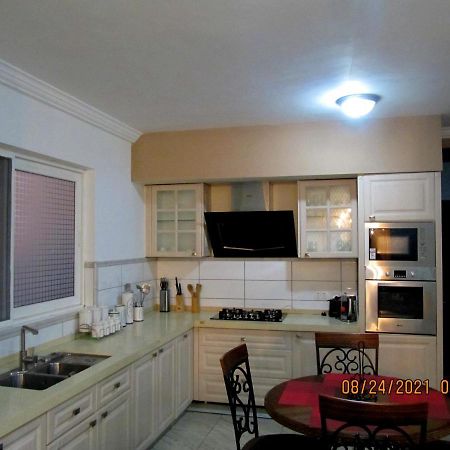 Bertha'S Court D-Plus Apartments Dzorwulu المظهر الخارجي الصورة