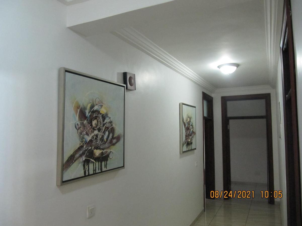 Bertha'S Court D-Plus Apartments Dzorwulu المظهر الخارجي الصورة