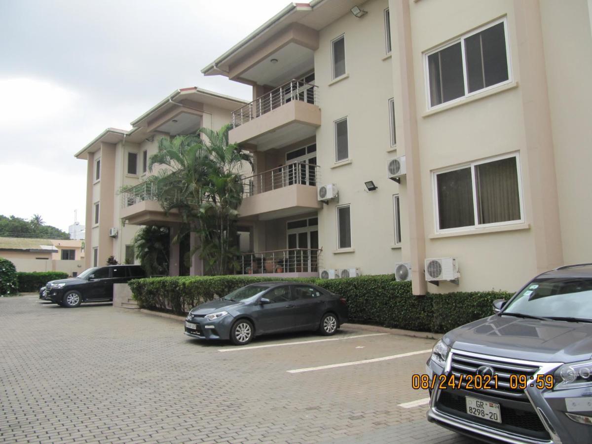Bertha'S Court D-Plus Apartments Dzorwulu المظهر الخارجي الصورة