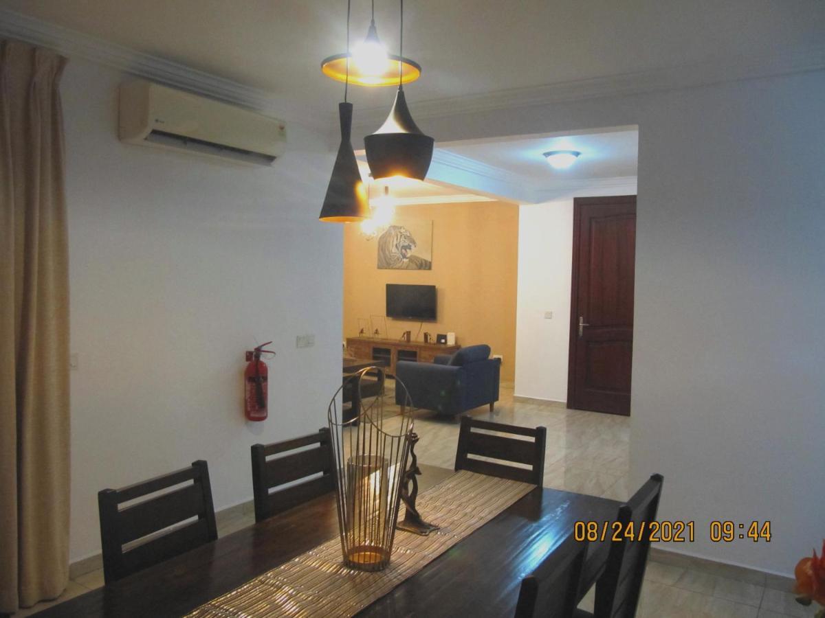 Bertha'S Court D-Plus Apartments Dzorwulu المظهر الخارجي الصورة