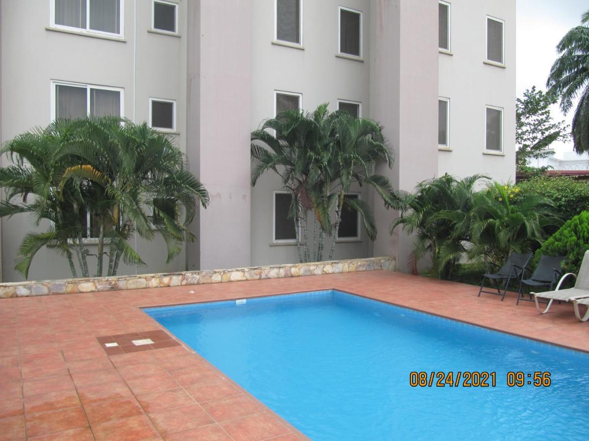 Bertha'S Court D-Plus Apartments Dzorwulu المظهر الخارجي الصورة