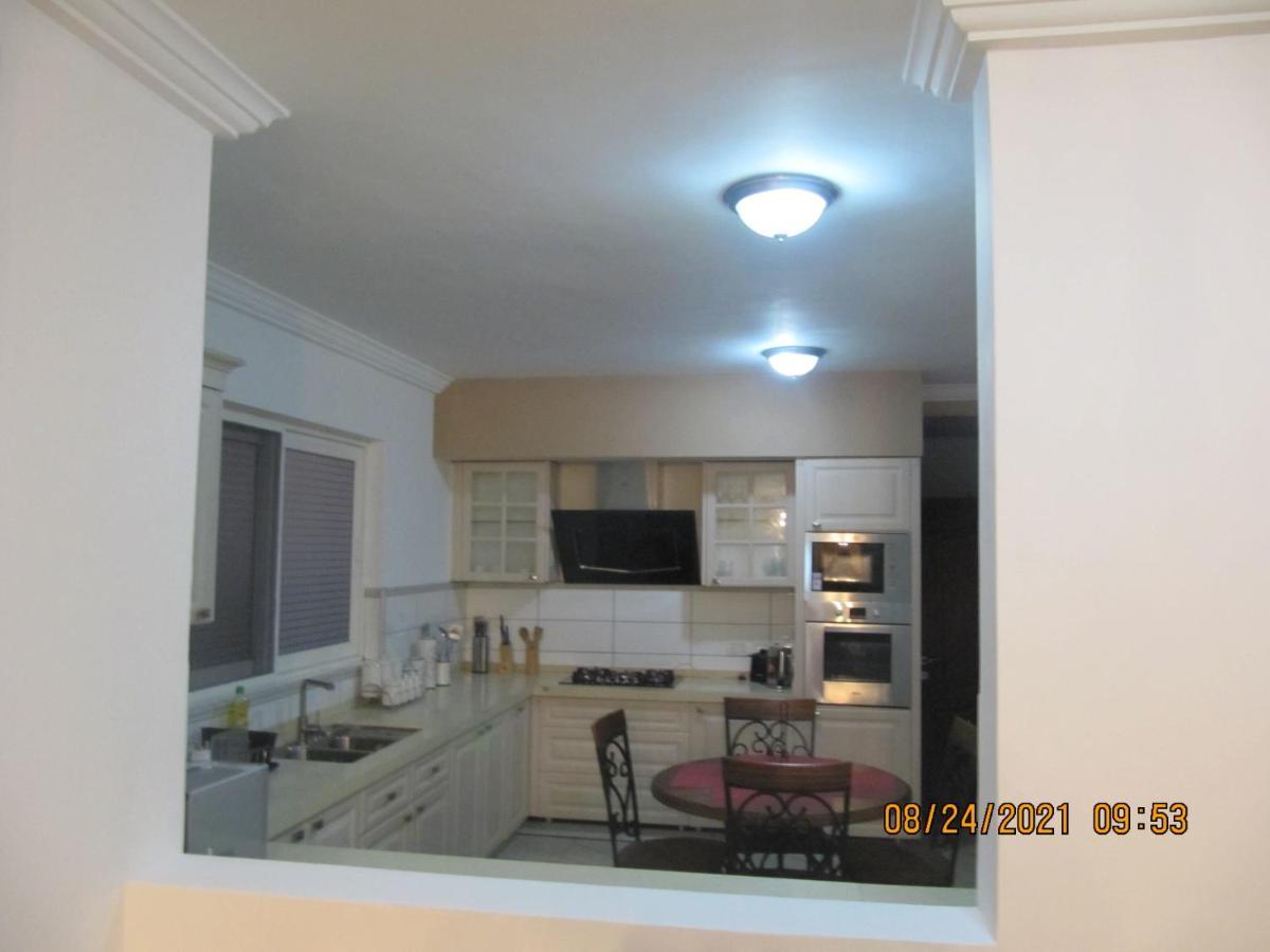 Bertha'S Court D-Plus Apartments Dzorwulu المظهر الخارجي الصورة